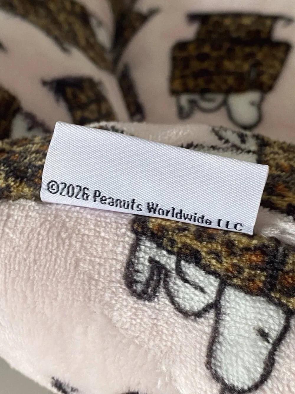 Peanuts Snoopy Small Dog Pet Cozy Cuddler Bed Animal‎ Print Leopard Doghouse NEW